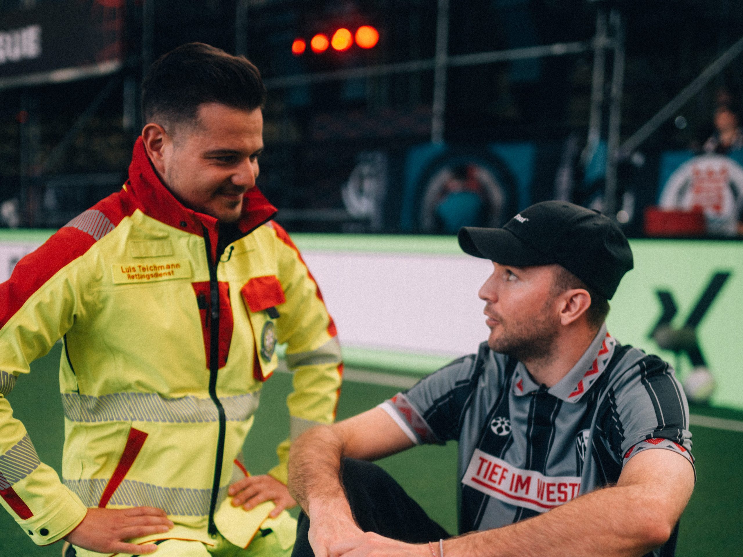 Sanitäter am Ball: Helden der Baller League